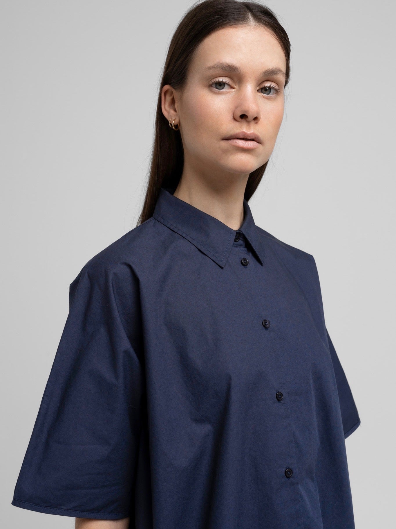 OCEAN POPLIN SS SHIRT DARK NAVY