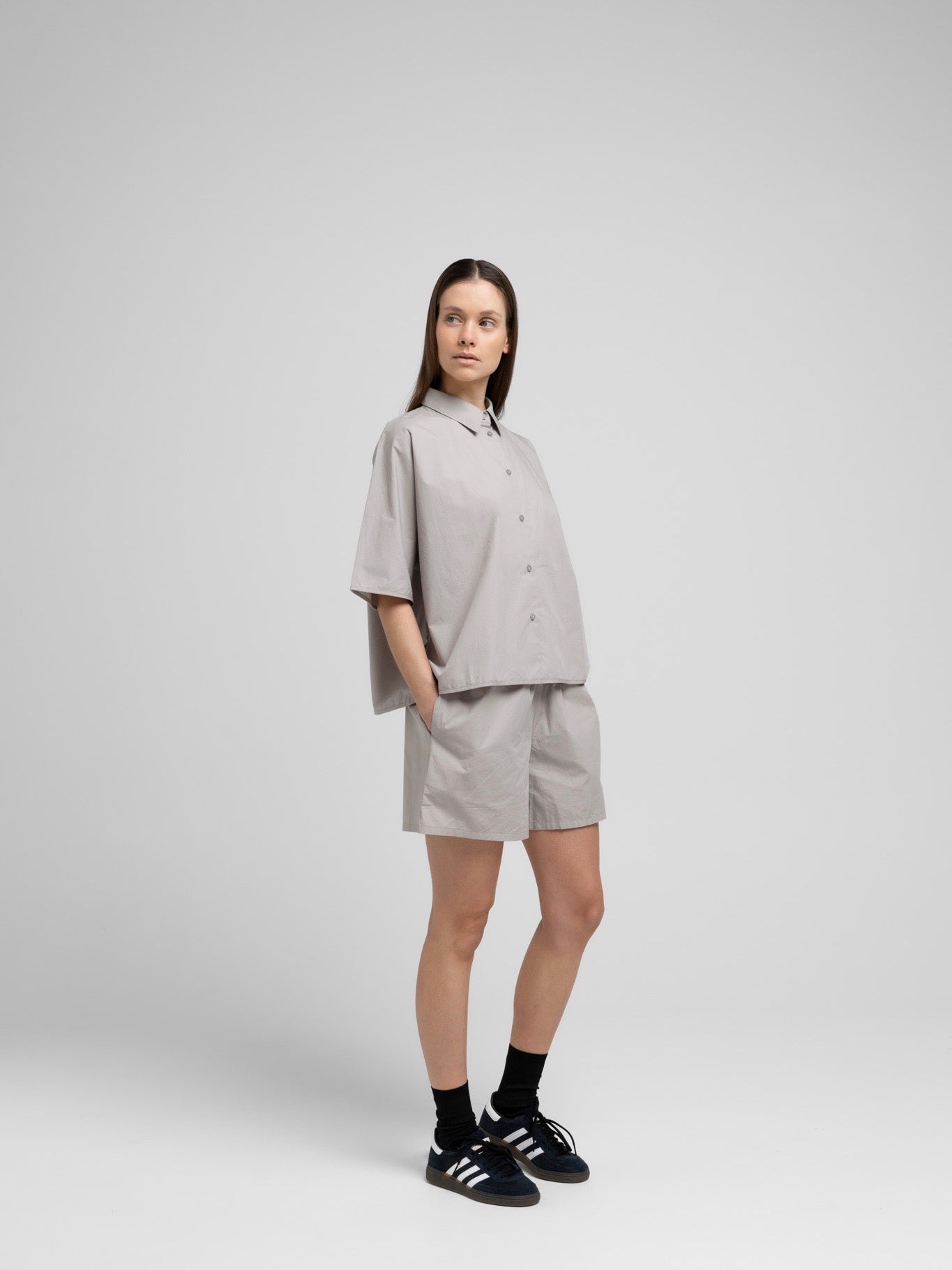 OCEAN POPLIN SS SHIRT FLINT GREY