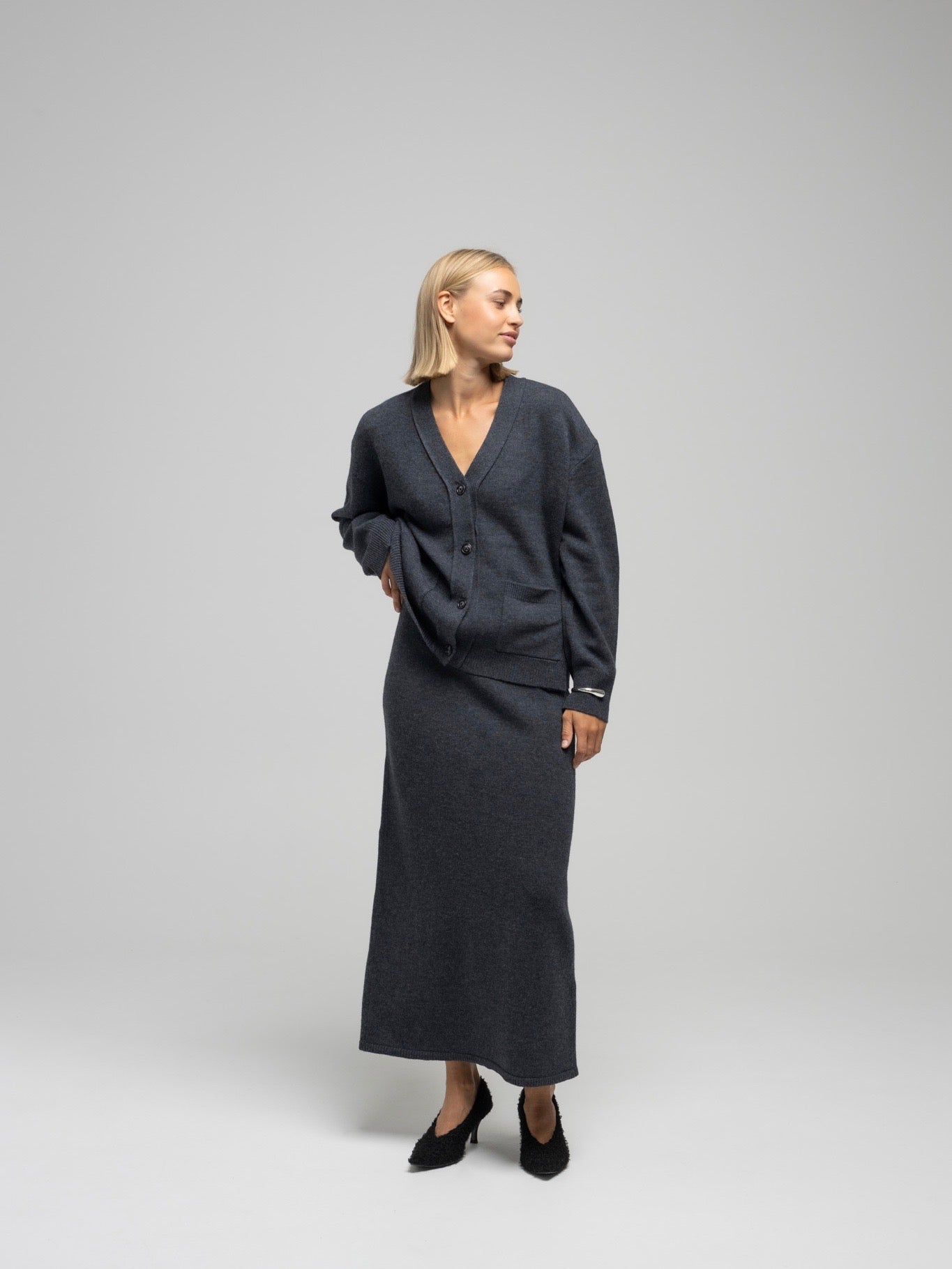 VIGGA KNIT SKIRT DK GREY MEL