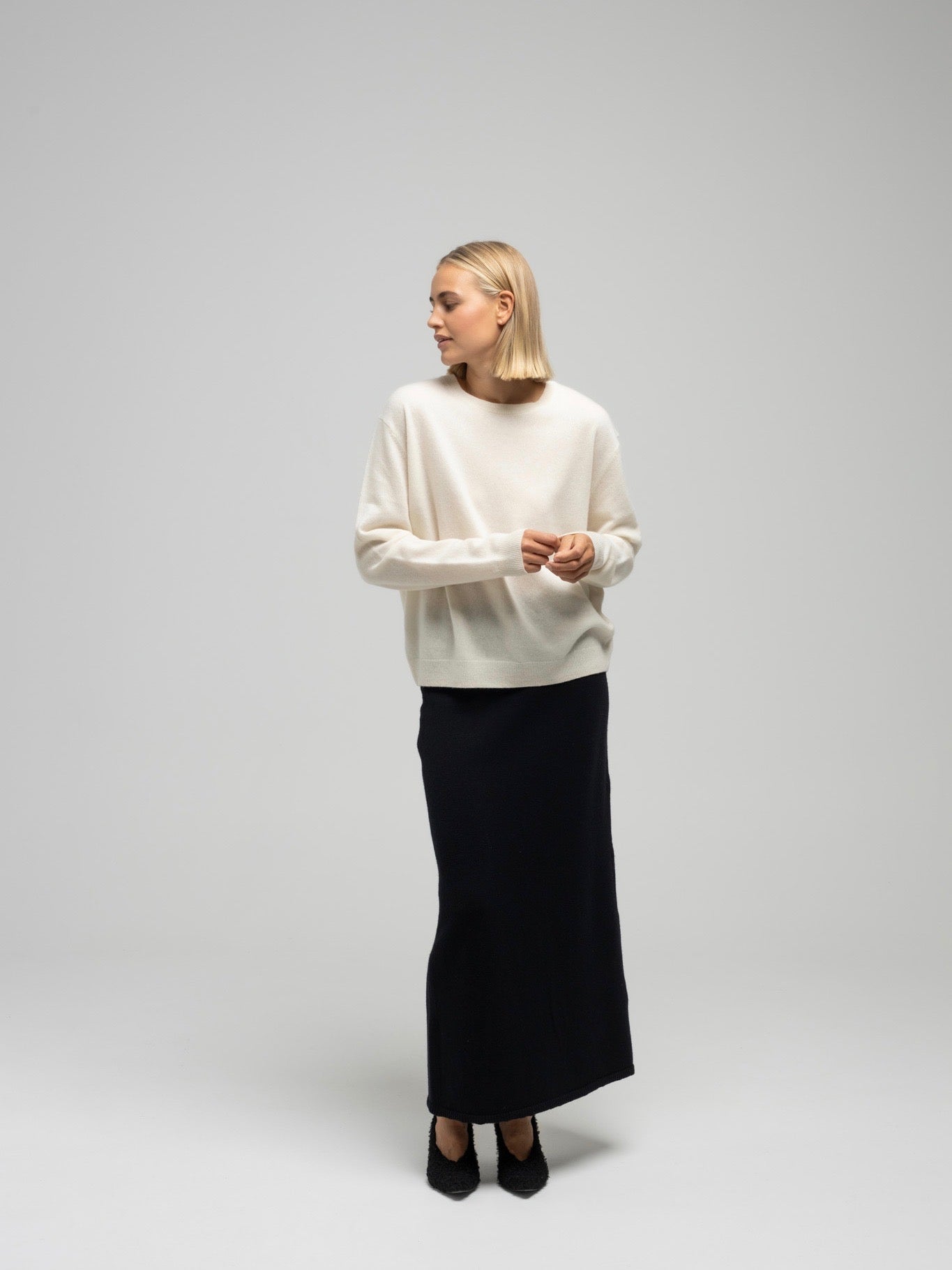 VIGGA KNIT SKIRT BLACK